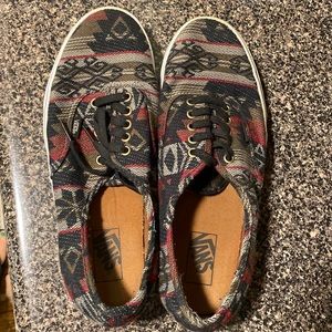 Vans men Aztec shoes nwot